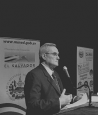 Eduardo Buenaventura Badía Serra, miembro de la Academia Salvadoreña de la Lengua