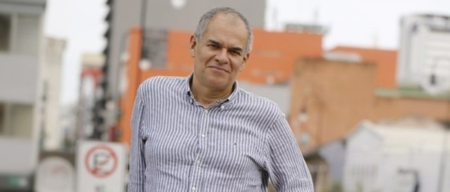 Carlos Cortés Zúñiga, miembro de la Academia Costarricense de la Lengua (foto: «La Nación»)