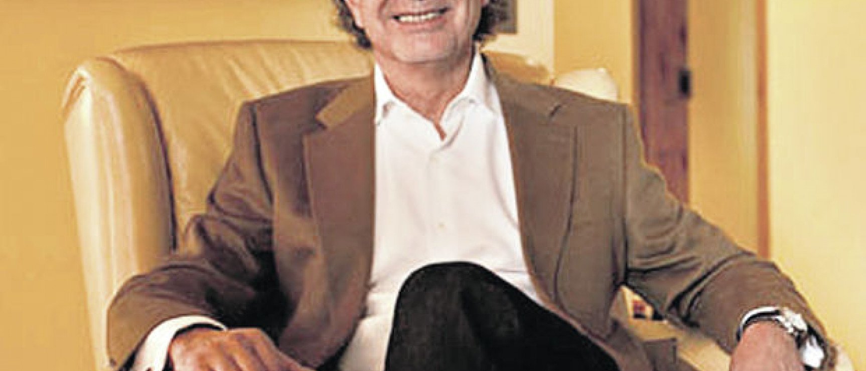 Jaime Marchán, miembro de la Academia Ecuatoriana de la Lengua. Foto: «Omnibús».