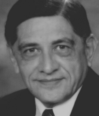 Mario Alberto García Aldana, director de la Academia Salvadoreña de la Lengua