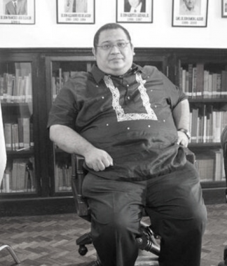 Macario Ofilada, miembro de la Academia Filipina de la Lengua Española (foto: «Periodista Digital»)