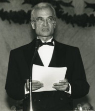 Lectura del discurso de ingreso de Luis Goytisolo, el 29 de enero de 1995. Fototeca de ABC.