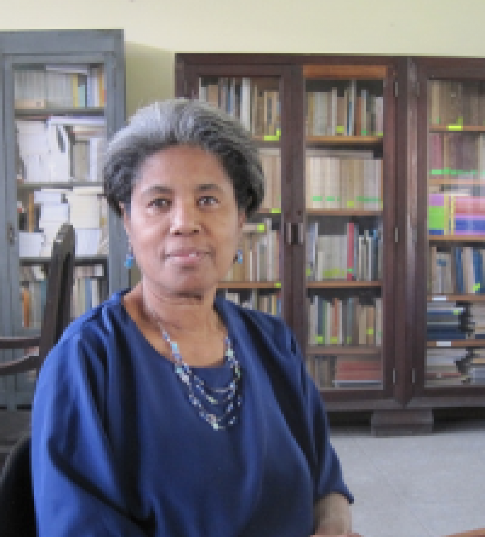 Maritza Isabel Carrillo Guibert, miembro de la Academia Cubana de la Lengua