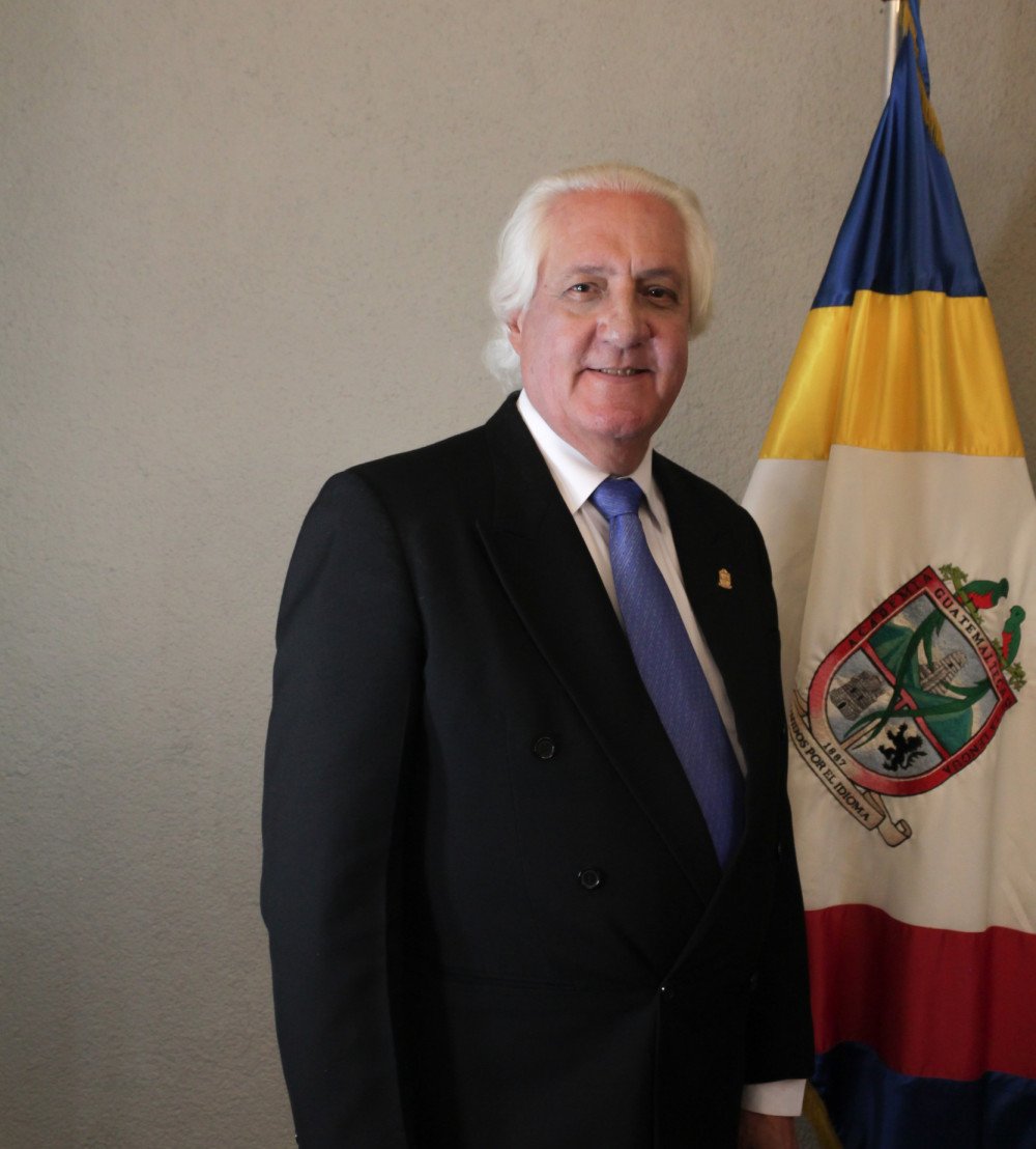 Dieter Lehnhoff, miembro de número de la Academia Guatemalteca de la Lengua.