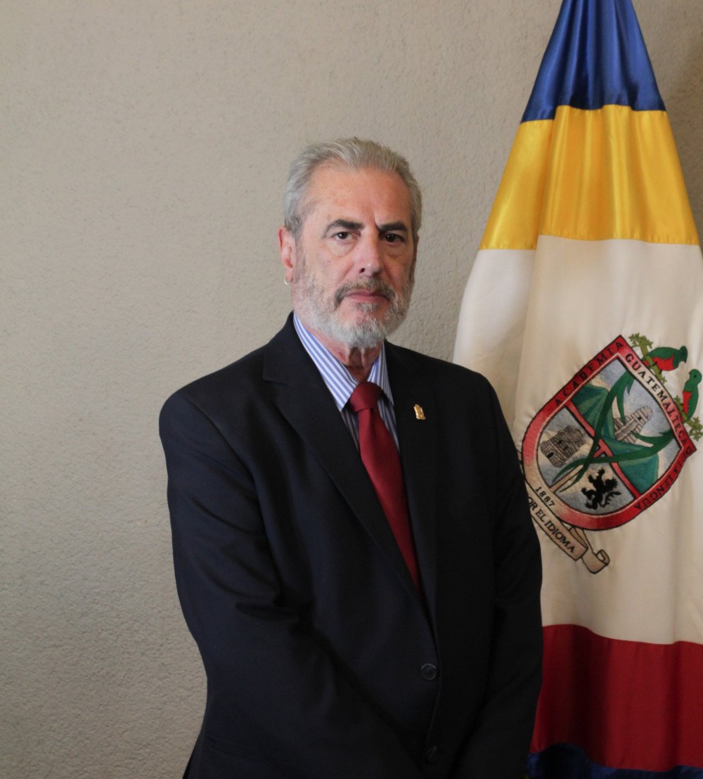 Luis Antonio Aceituno, miembro de la Academia Guatemalteca de la Lengua.
