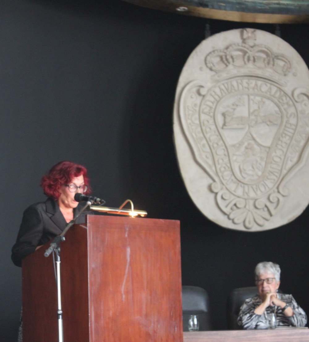 Aurora Camacho, Academia Cubana de la Lengua.