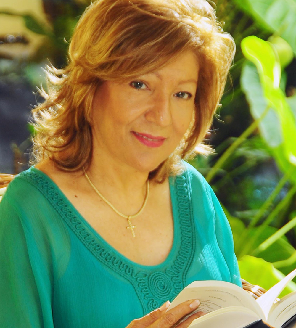 Berna Pérez Ayala de Burrell, directora de la Academia Panameña de la Lengua.