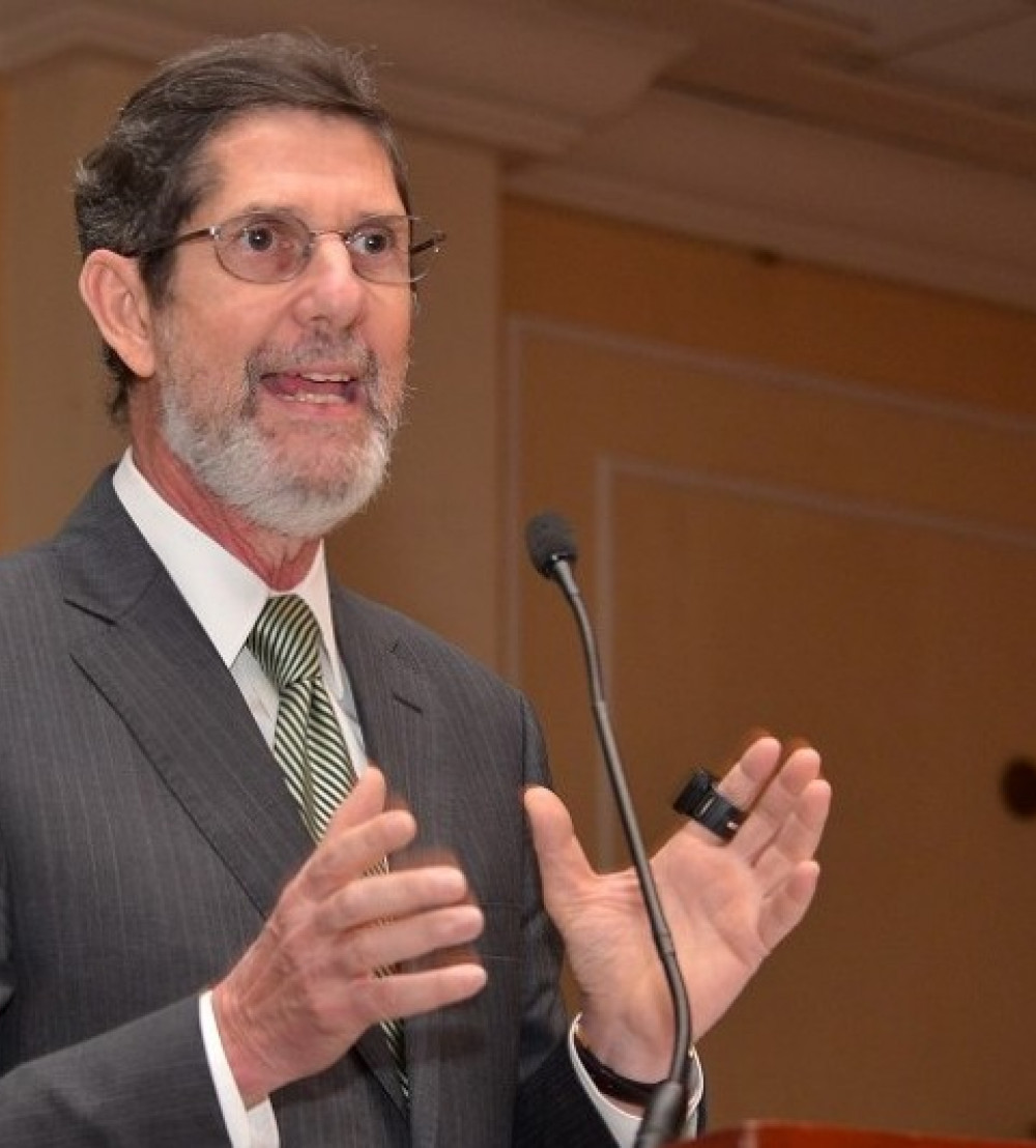 Fabio Guzmán Ariza, miembro de número de la Academia Dominicana de la Lengua. Foto: Tusolcaribe.net