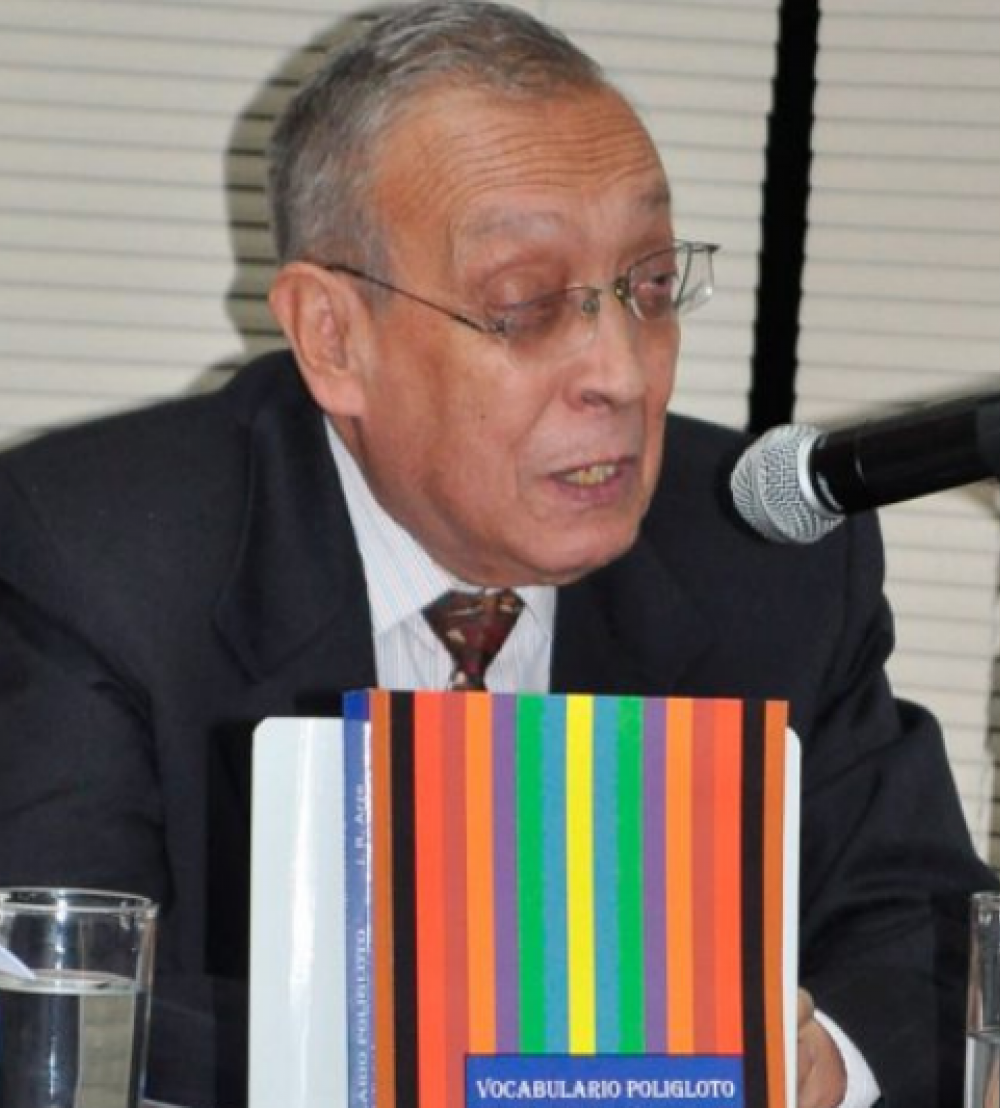 José Roberto Arze Arze, director interino de la Academia Bolivariana de la Lengua