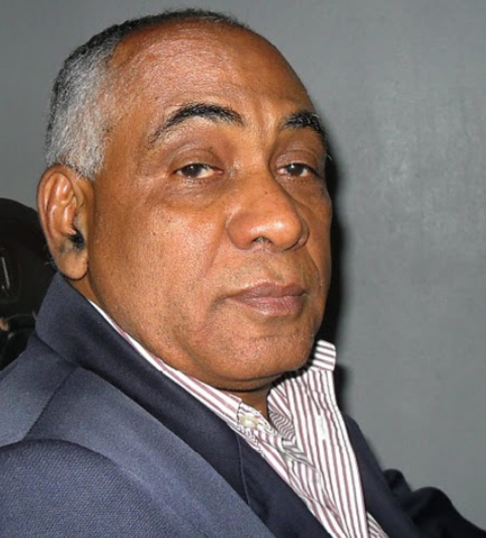 José Enrique García, tesorero de la Academia Dominicana de la Lengua (foto: encaribe.org)