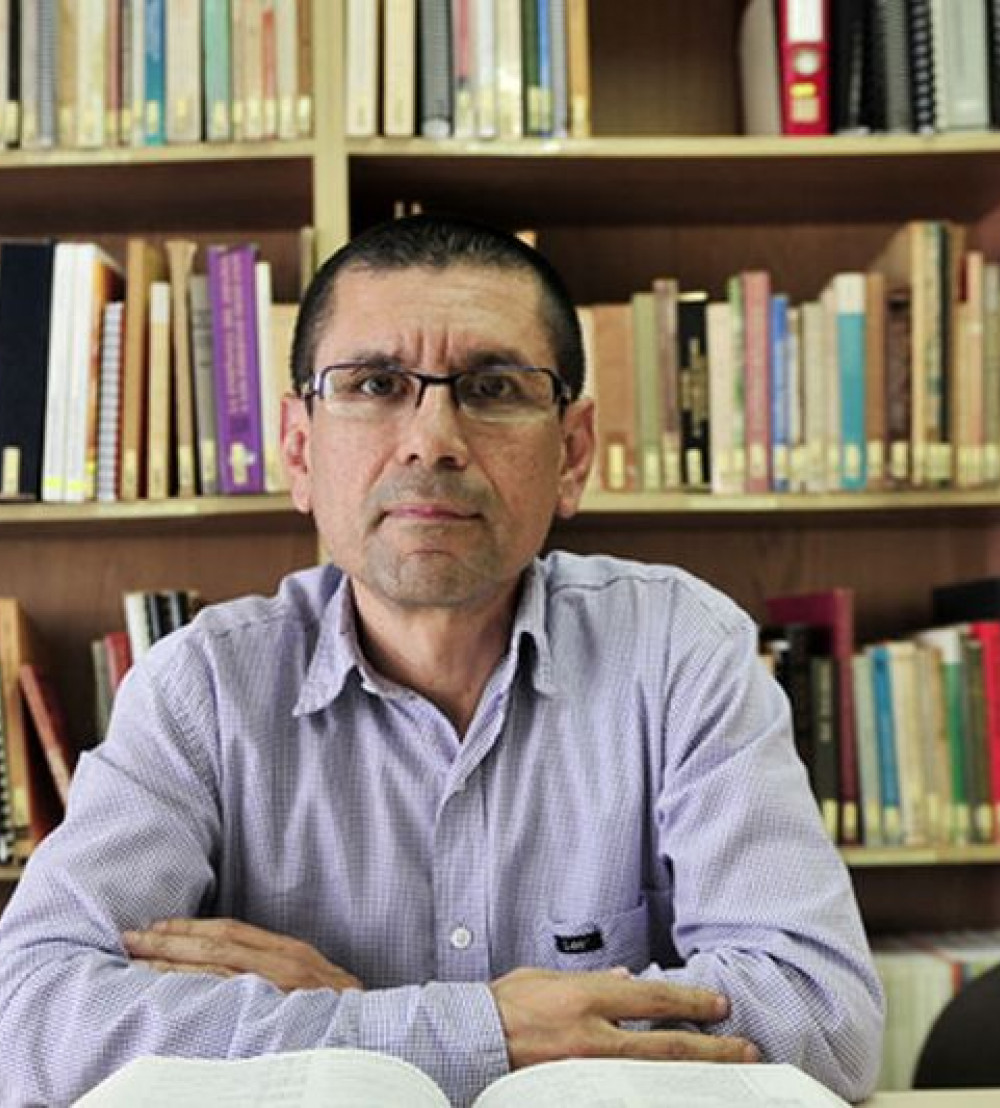 Mario Portilla Chaves, miembro de la Academia Costarricense de la Lengua (foto: «La Nación»)
