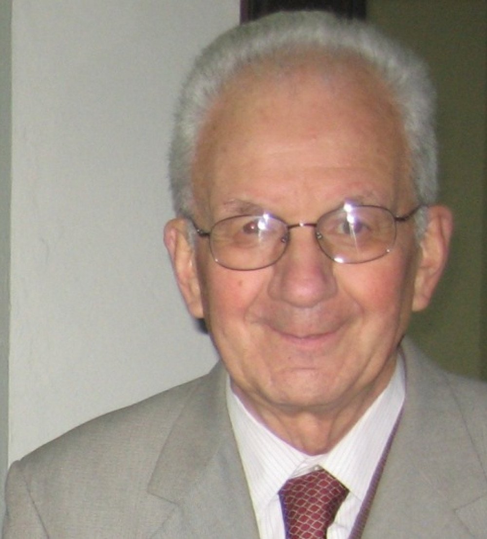 Maximino Fernández Fraile, miembro de número de la Academia Chilena de la Lengua. Foto: Universidad Gabriela Mistral.