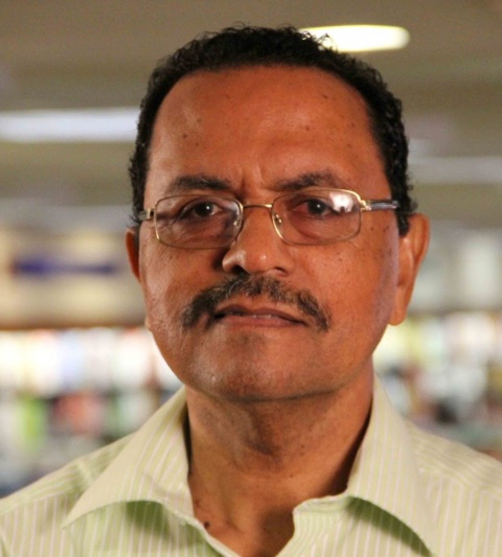 Rafael Peralta Romero, miembro de número de la Academia Dominicana de la Lengua.
