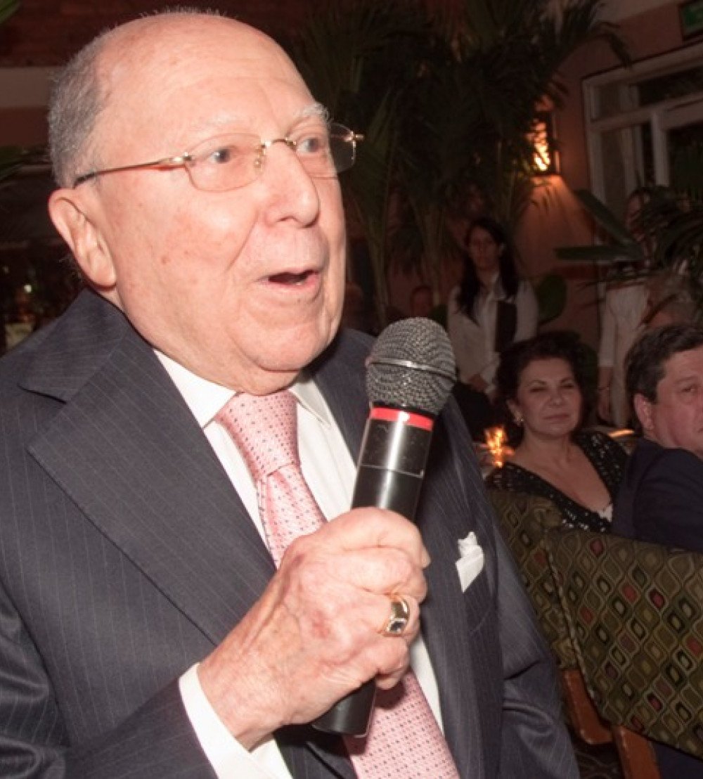 René de Sola, miembro de la AVL. Foto: Academia Venezolana de Gastronomía.