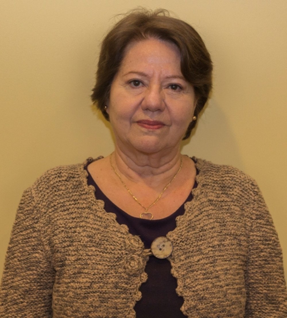 Victoria Espinosa, miembro de la Academia Chilena de la Lengua