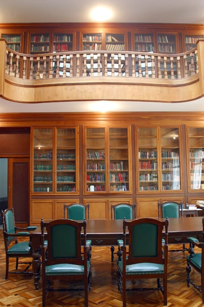 Biblioteca Antonio Gómez Restrepo 