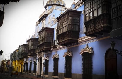 Fachada principal, Academia Peruana de la Lengua