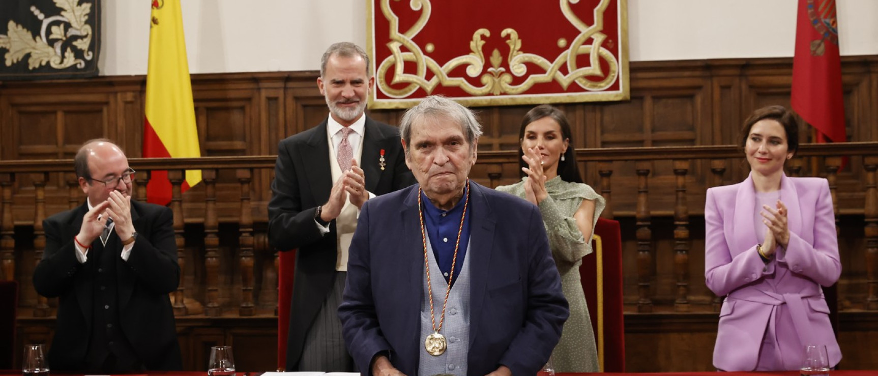Rafael Cadenas recibe el Premio Cervantes (foto: © Casa de S.M. el Rey)