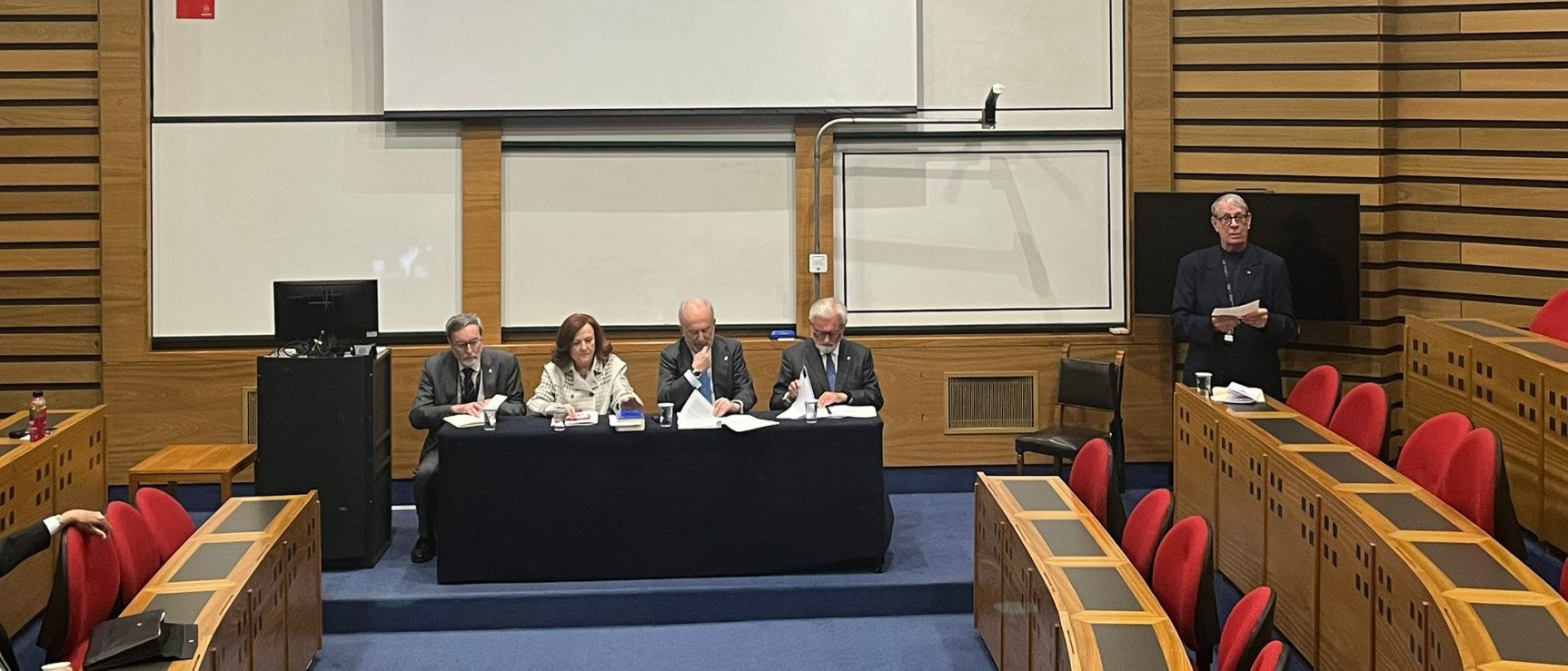 La RAE, en el XXII Congreso de la Asociación Internacional de Hispanistas
