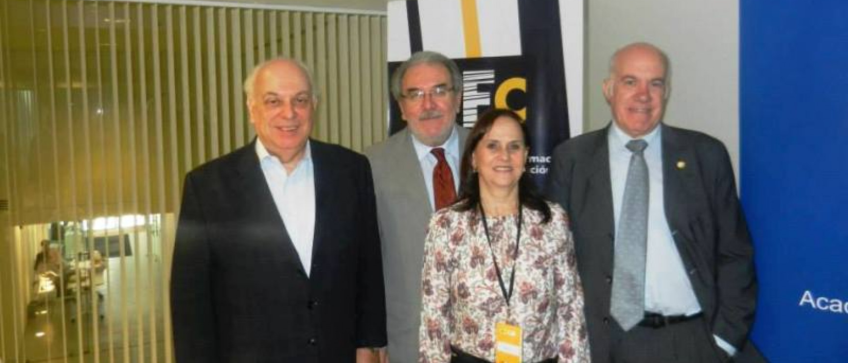 Alfredo Matus, director de la Academia Chilena; Adolfo Elizaincín, director de la Academia Nacional de Letras de Uruguay; Renée Ferrer, presidenta de la Academia Paraguaya, y José Luis Moure, presidente de la Academia Argentina.