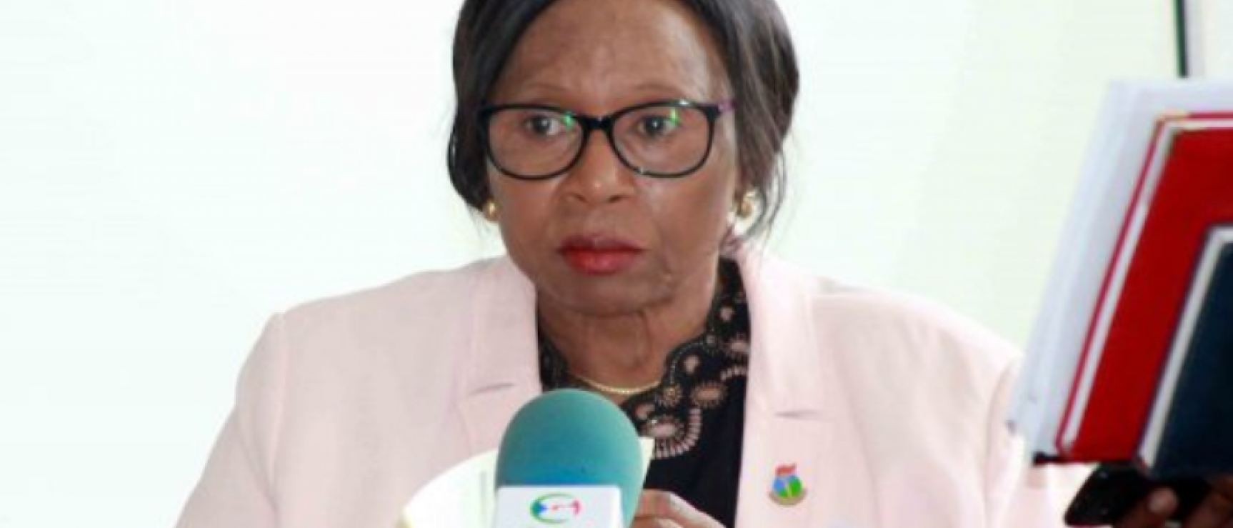 Evangelina Filomena Oyó Ebule, miembro de número de la AEGLE.