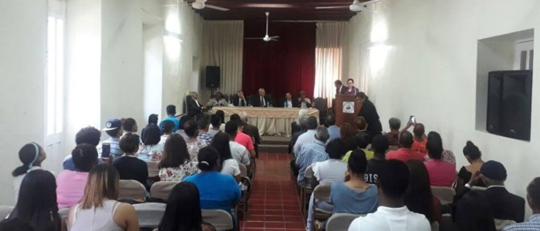 Presentación de «Borges esencial» en la Academia Dominicana de la Lengua.