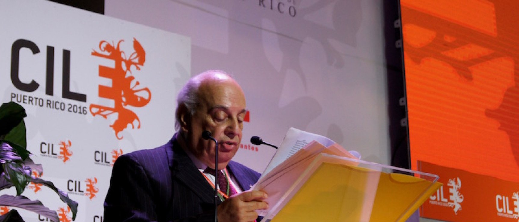 Alfredo Matus, director de la Academia Chilena de la Lengua.