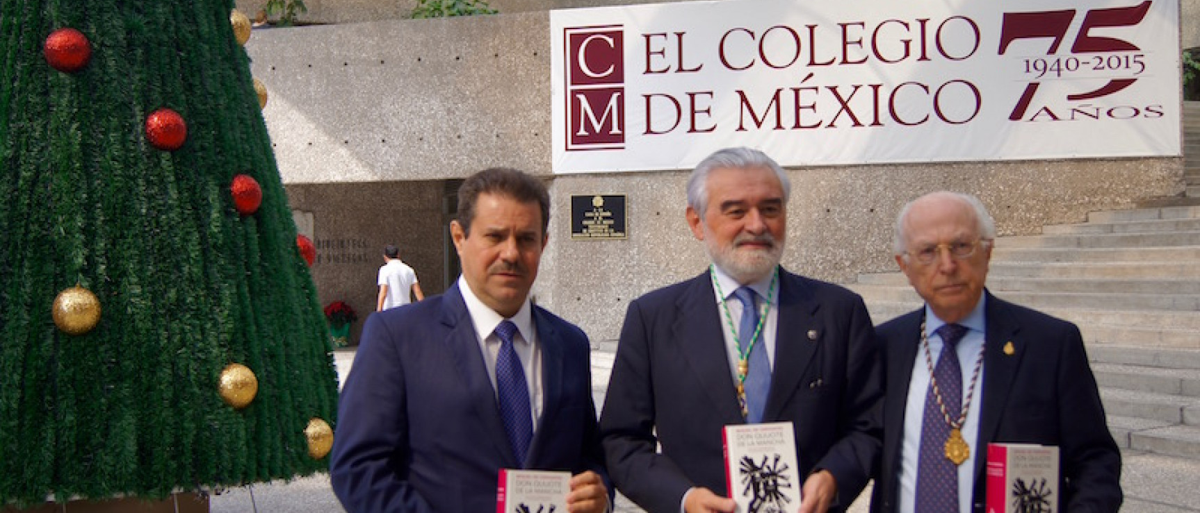 Presentación del «Quijote» de la ASALE. De izquierda a derecha: Francisco Javier Pérez, Darío Villanueva y Jaime Labastida.