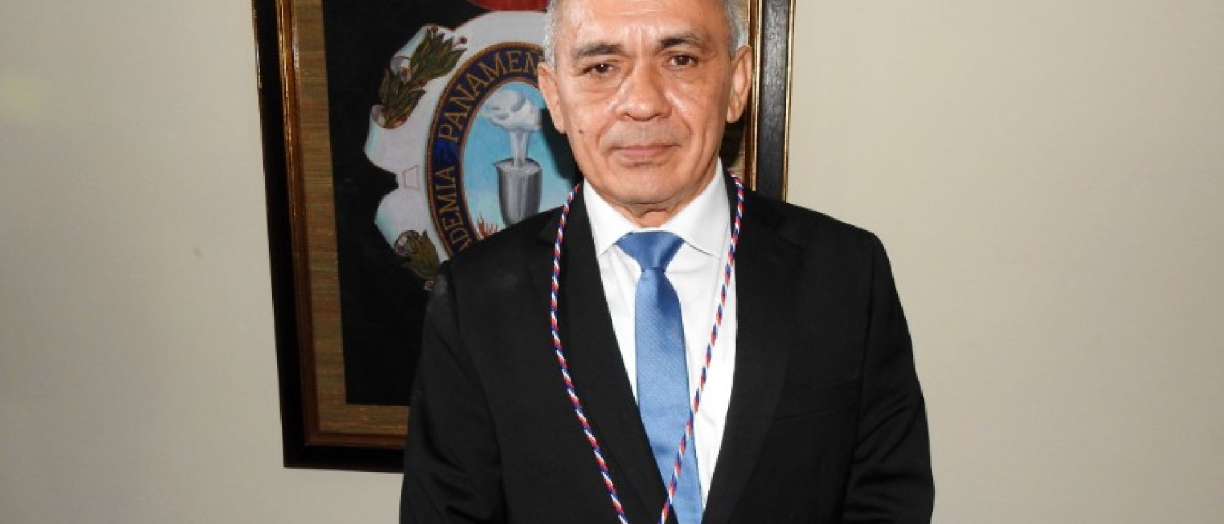 Rafael Candanedo ingresa en la Academia Panameña de la Lengua.