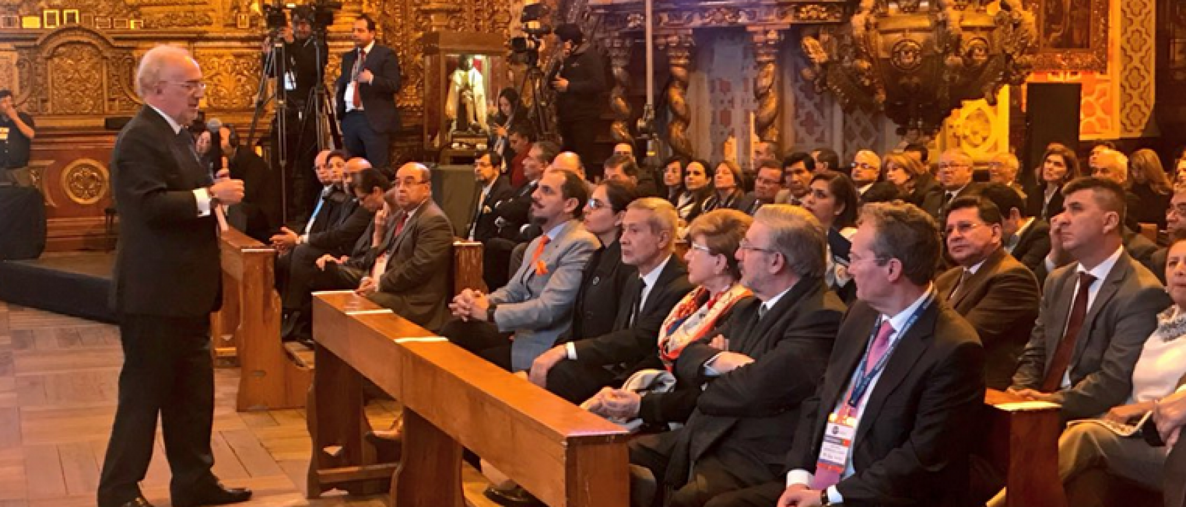 El académico Santiago Muñoz Machado durante su presentación.