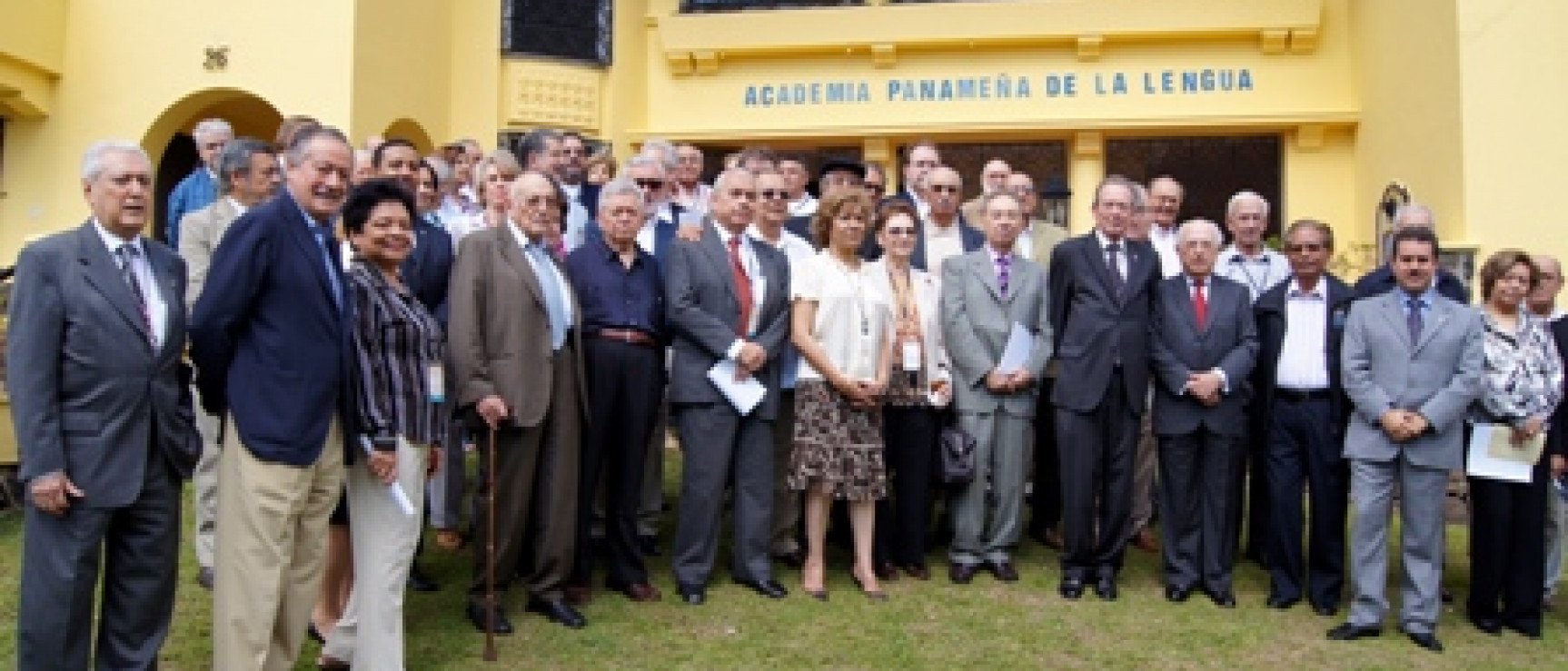 Recepción en la Academia Panameña de la Lengua a los participantes en el XIV congreso de ASALE