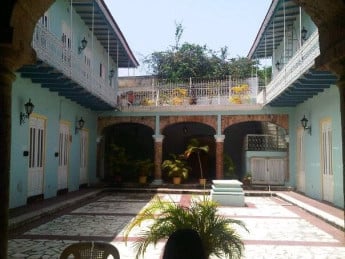 Patio de la Academia Dominicana de la Lnegua