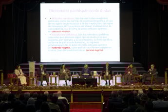 Presentación de obras académicas de la RAE y la ASALE en el X CILE