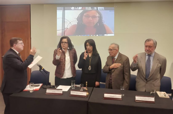 Academia Boliviana