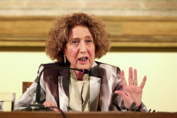 Carmen Iglesias durante su intervención en el Instituto de España.  