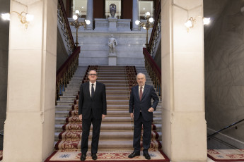 El director de la Real Academia Española (RAE), Santiago Muñoz Machado, y el defensor del pueblo, Ángel Gabilondo (foto: RAE)