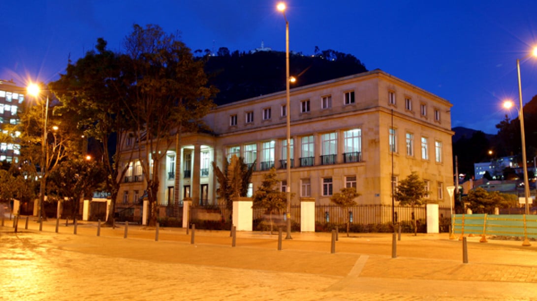 Exteriores de la Academia Colombiana de la Lengua