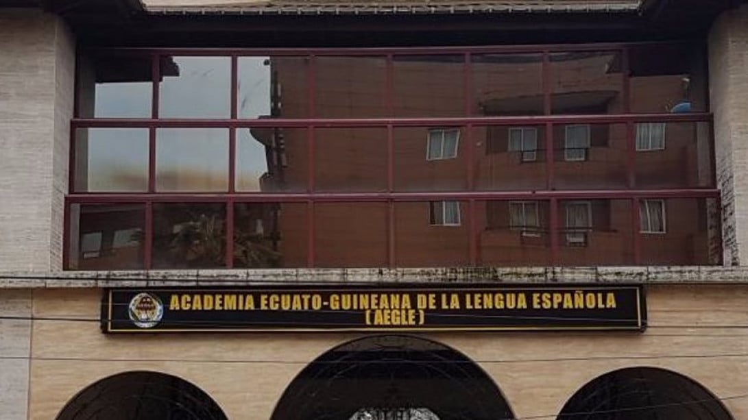 Fachada de la Academia Ecuatoguineana de la Lengua