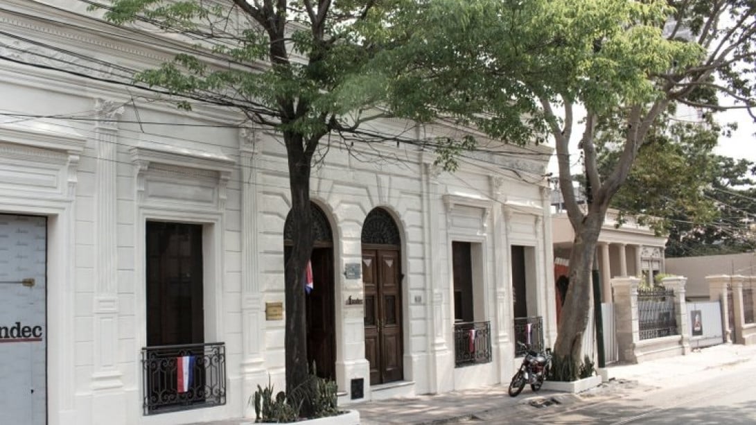 Sede de la Academia Paraguaya de la Lengua Española