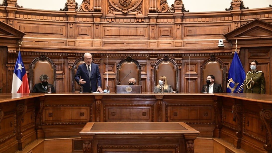 Santiago Muñoz Machado interviene en la Corte Suprema de Chile (foto: Poder Judicial Chile)