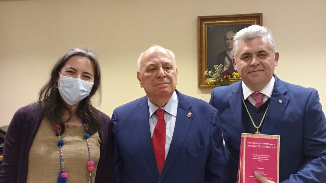 La Universidad de Chile y la Academia Chilena de la Lengua rinden homenaje a Alfredo Matus (foto: Academia Chilena de la Lengua)