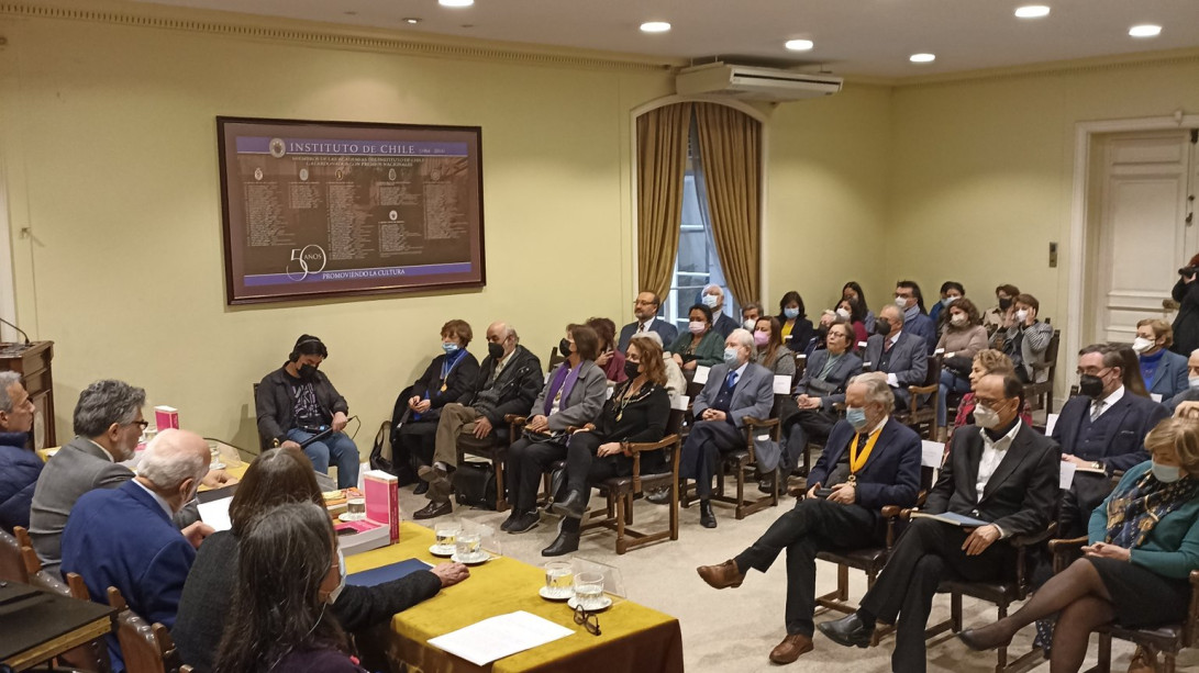 La Universidad de Chile y la Academia Chilena de la Lengua rinden homenaje a Alfredo Matus (foto: Academia Chilena de la Lengua)