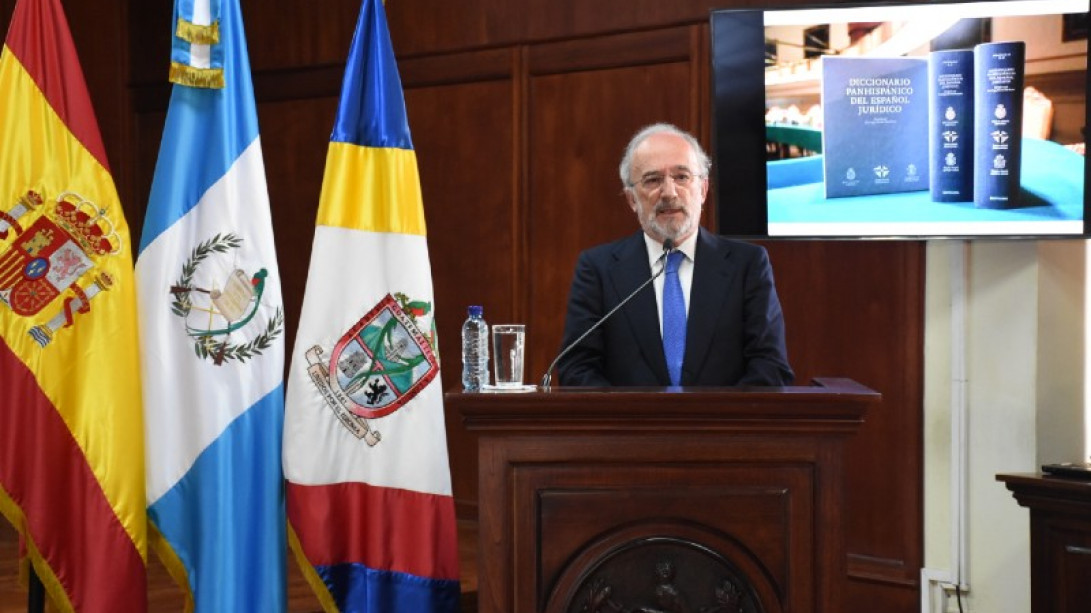 Presentación del «Diccionario panhispánico del español jurídico» (foto: AGL)