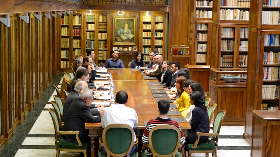 Alumnos y profesores de la ELH en el acto inaugural del curso.