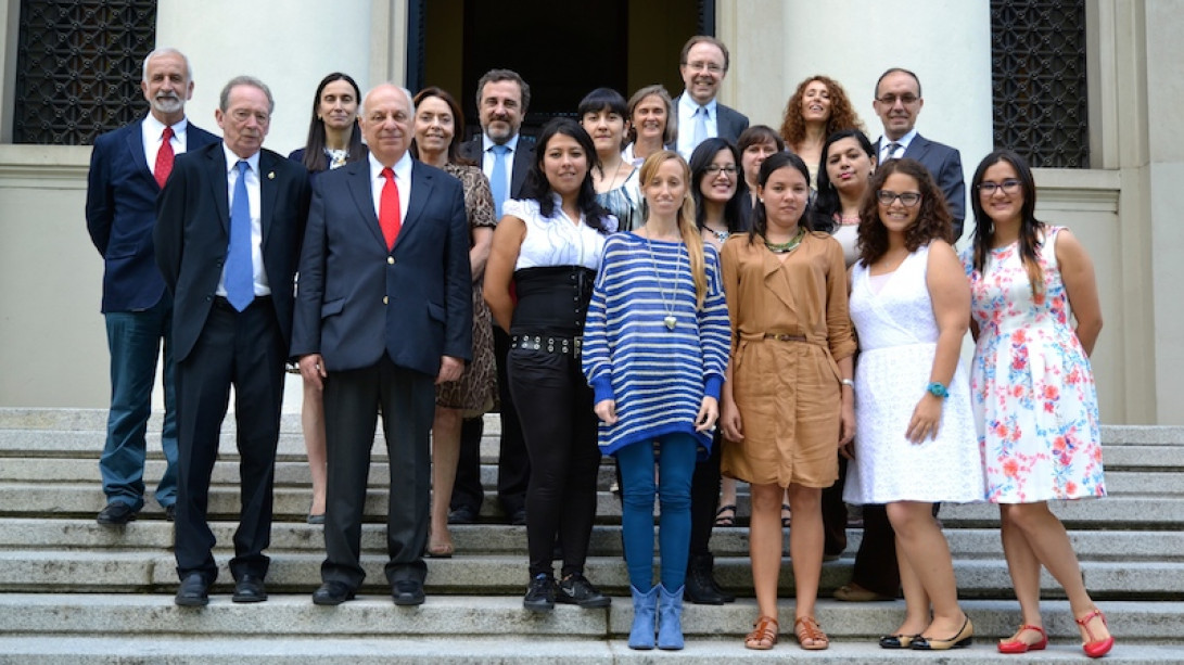 Estudiantes y profesores del curso 2013-2014.