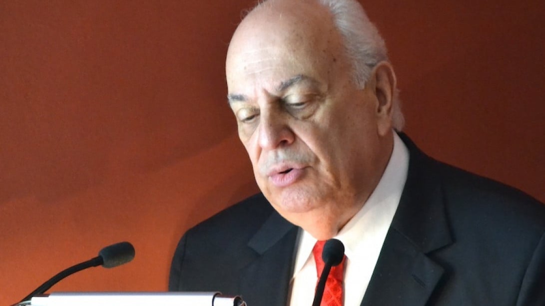 Alfredo Matus, director de la Academia Chilena de la Lengua.