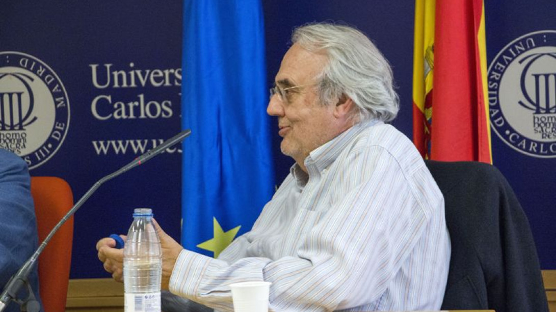 Manuel Gutiérrez Aragón ha participado en una mesa redonda sobre cine y literatura.