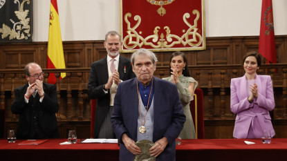 Rafael Cadenas recibe el Premio Cervantes (foto: © Casa de S.M. el Rey)