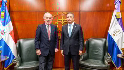 Visita institucional del presidente de la ASALE a la República Dominicana. En la foto, el presidente dominicano Luis Abinader.