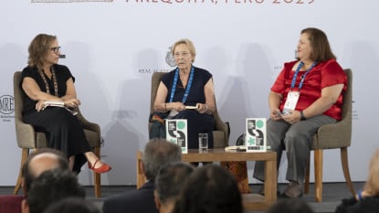 Presentación de «Punto y coma, etcétera» de la colección Hablantes